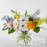 Yosi's Creations and Flower Shop
