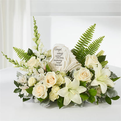 Holding You Close Arrangement – YOSI'S CREATIONS, Tucson AZ
