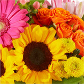 Yosi's Creations and Flower Shop